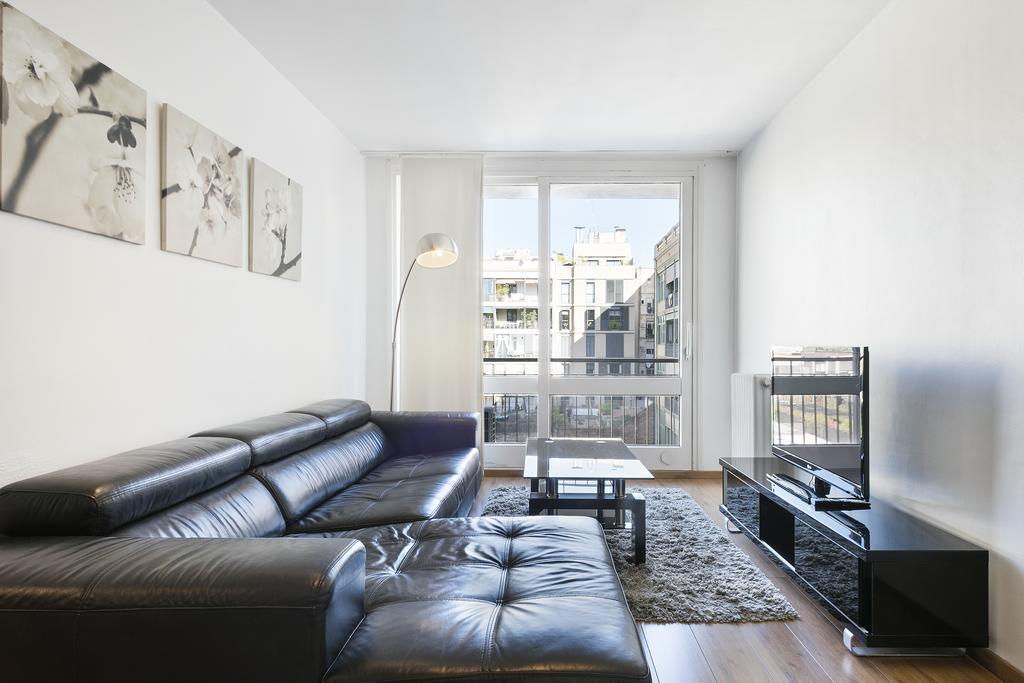 Uma Suites Bruc Barcellona Esterno foto